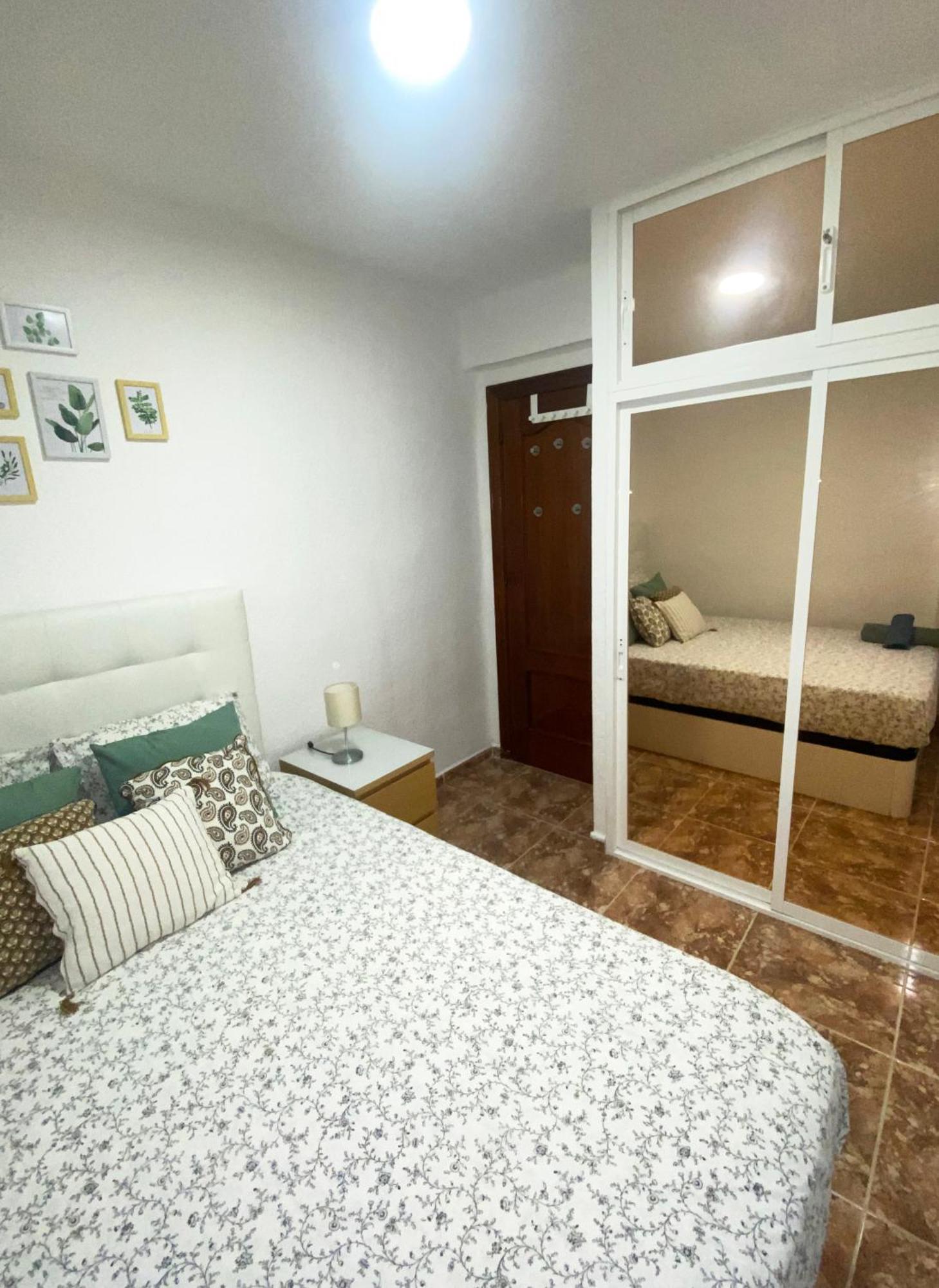 Apartamento Deborah Apartment Malaga Exterior photo